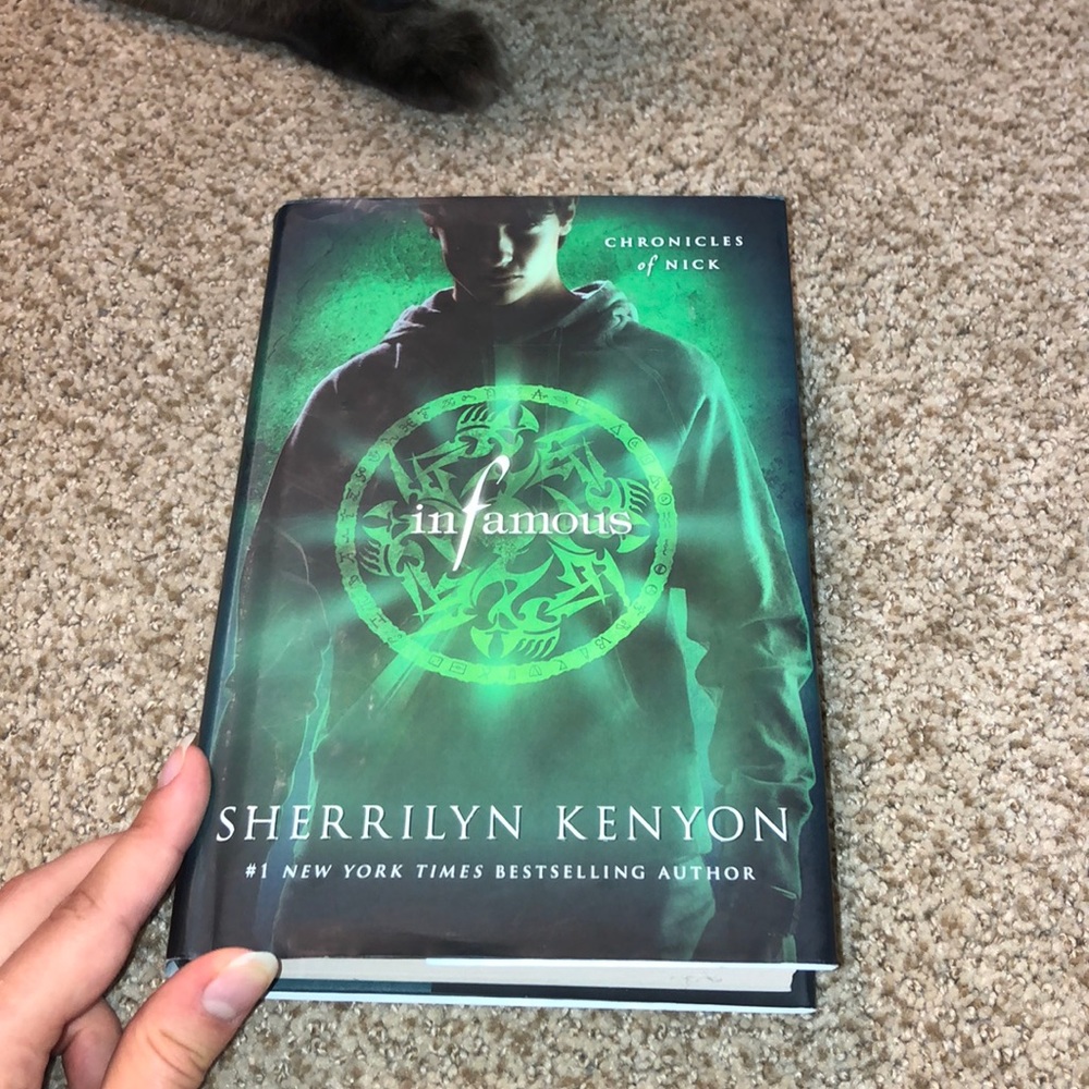 InFamous by Sherrilyn Kenyon